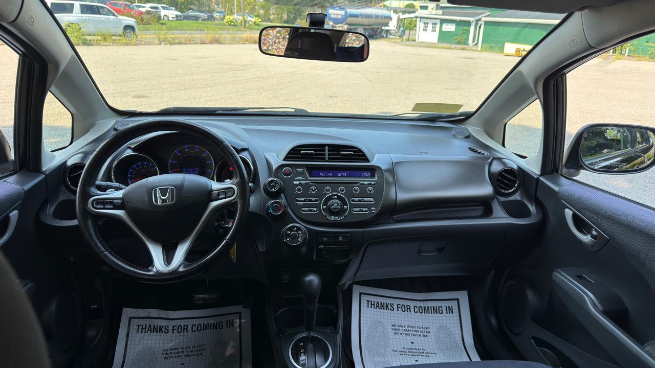 Honda Fit Sport 5-Speed AT 2013