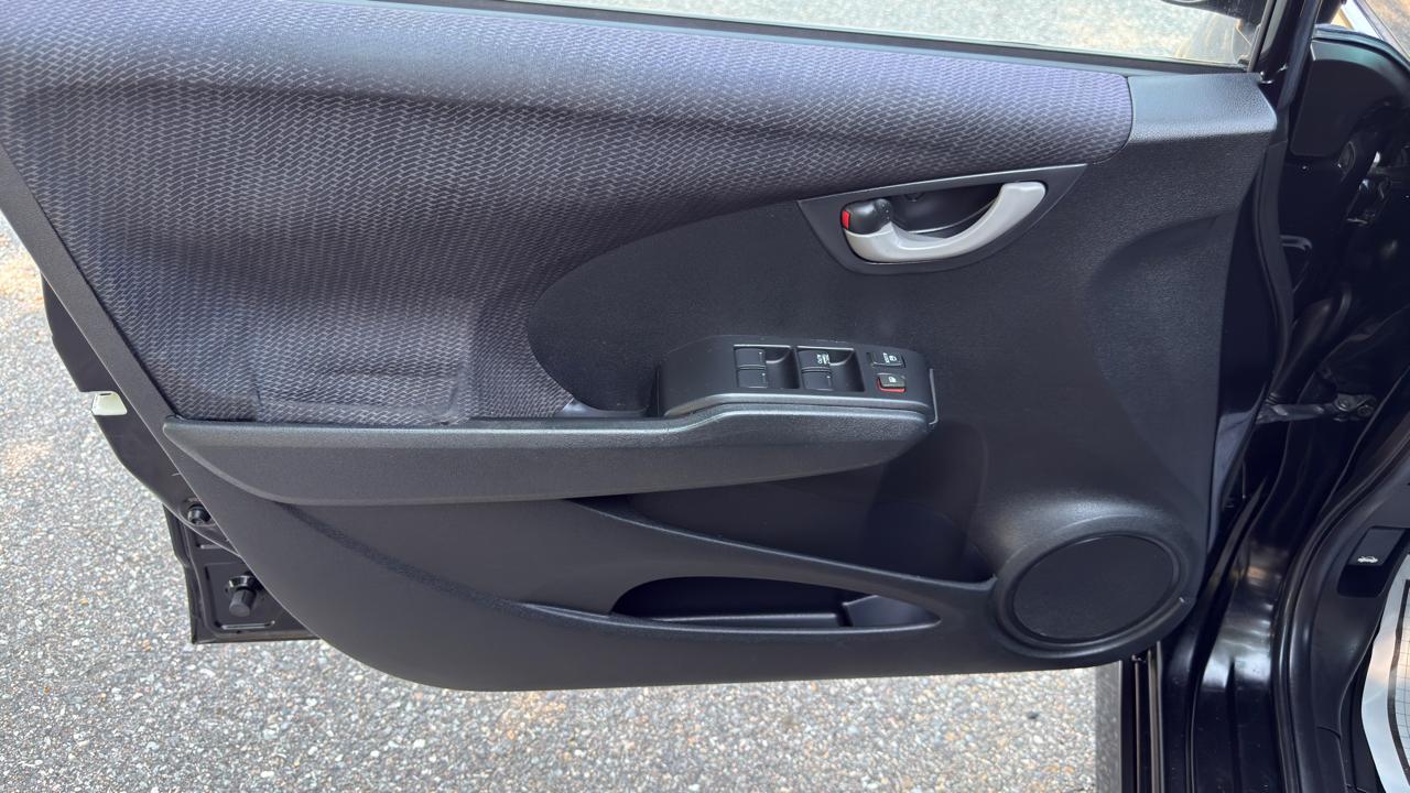 Honda Fit Sport 5-Speed AT 2013