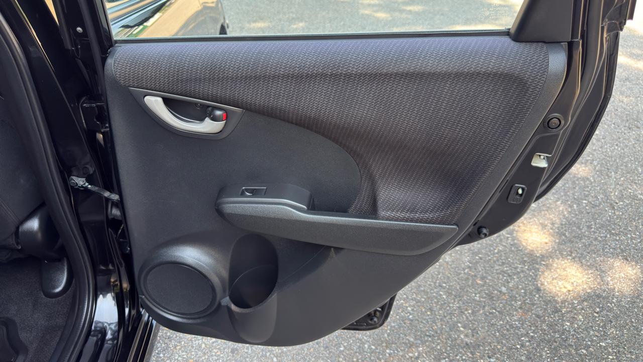Honda Fit Sport 5-Speed AT 2013