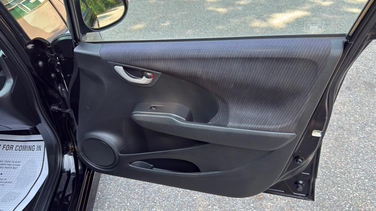 Honda Fit Sport 5-Speed AT 2013