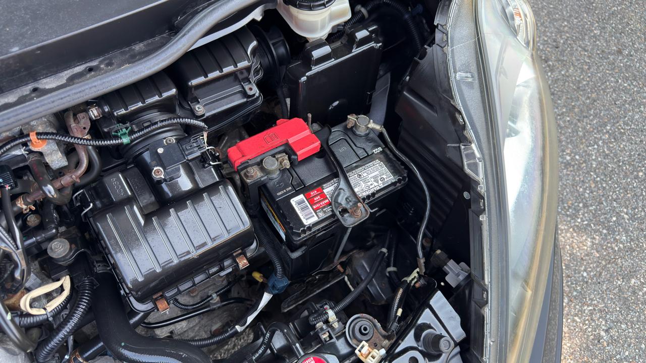 Honda Fit Sport 5-Speed AT 2013