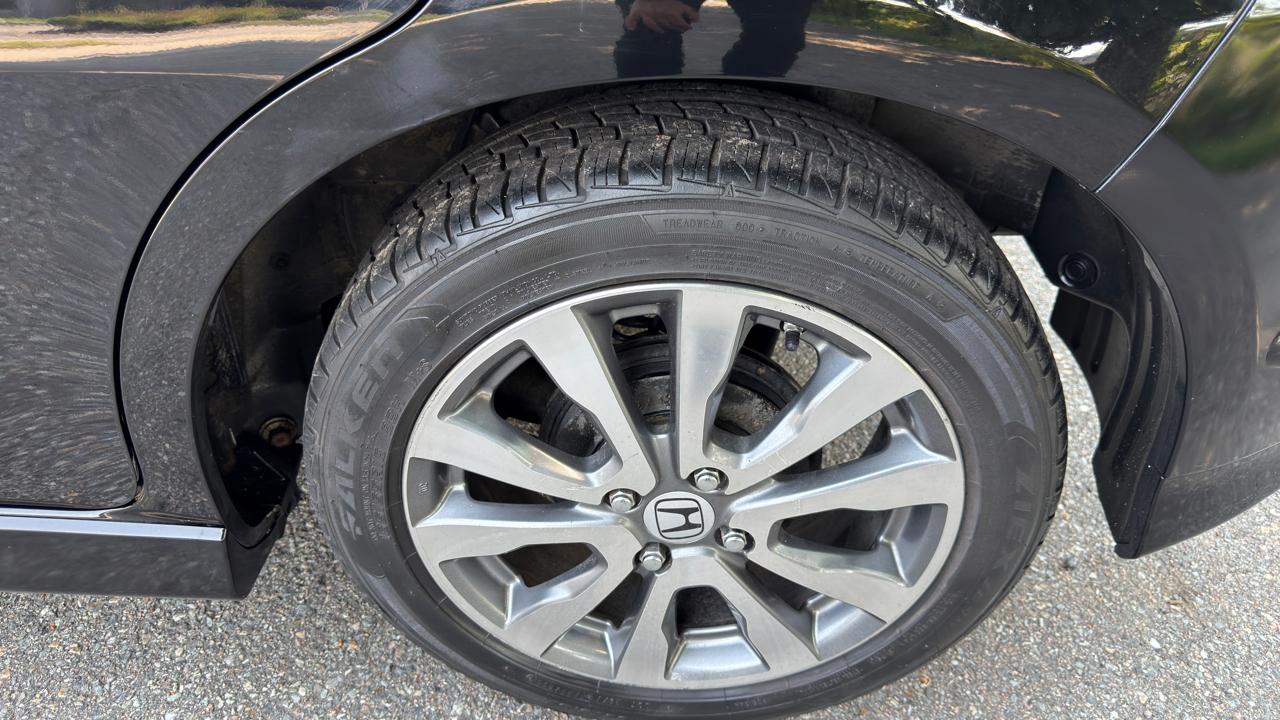 Honda Fit Sport 5-Speed AT 2013