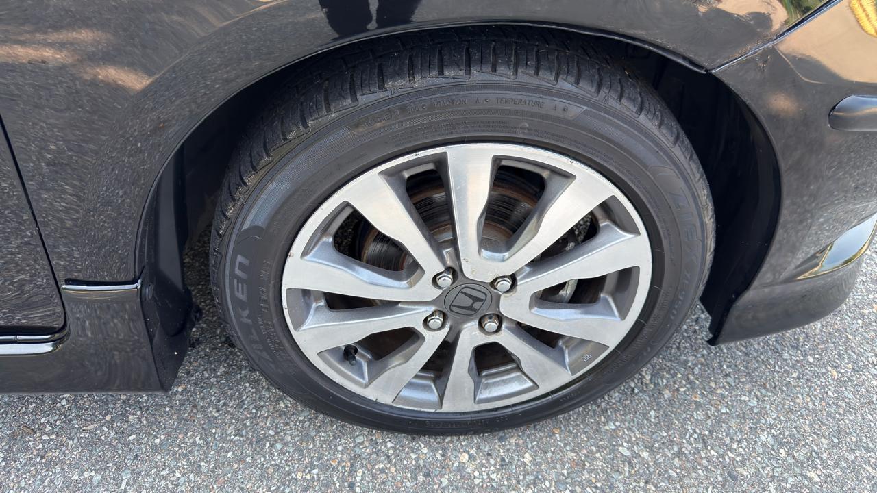 Honda Fit Sport 5-Speed AT 2013