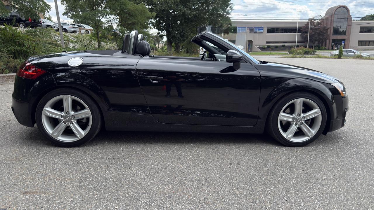Audi TT 2.0T Roadster quattro S tronic 2012