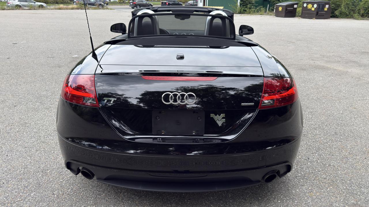 Audi TT 2.0T Roadster quattro S tronic 2012