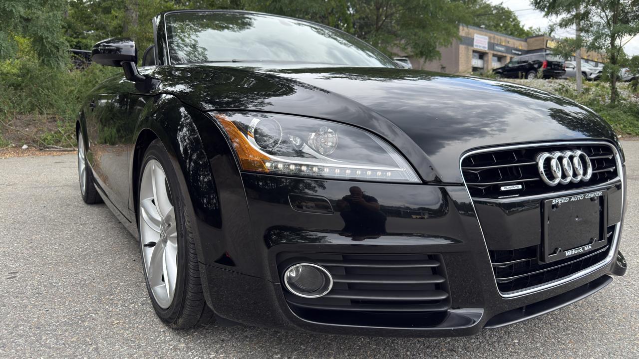 Audi TT 2.0T Roadster quattro S tronic 2012