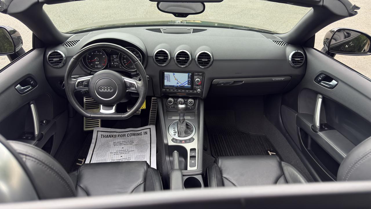 Audi TT 2.0T Roadster quattro S tronic 2012