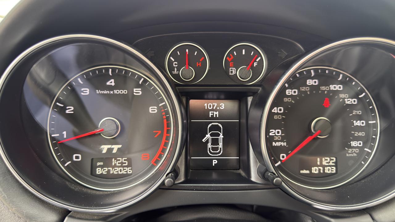 Audi TT 2.0T Roadster quattro S tronic 2012