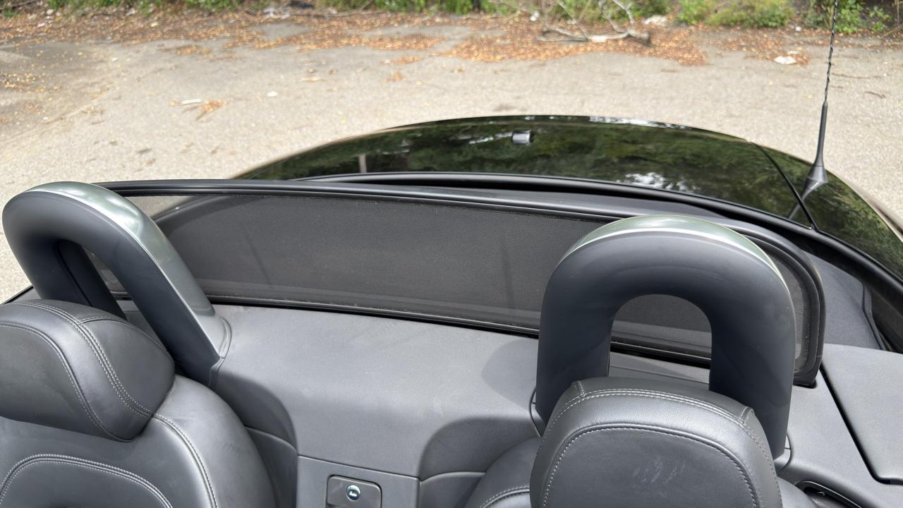 Audi TT 2.0T Roadster quattro S tronic 2012
