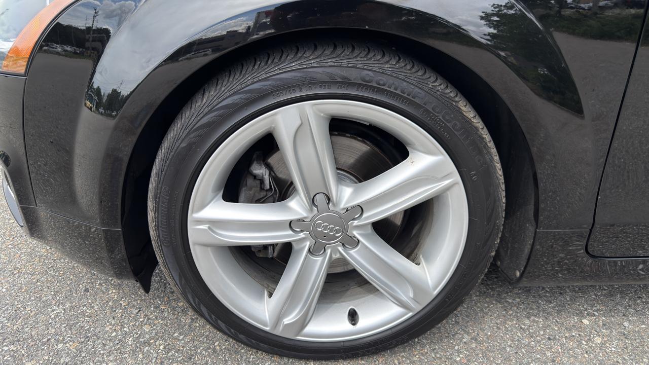 Audi TT 2.0T Roadster quattro S tronic 2012