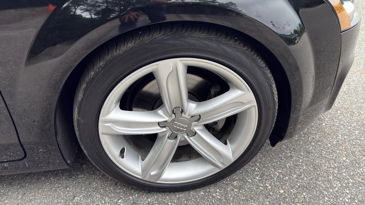 Audi TT 2.0T Roadster quattro S tronic 2012