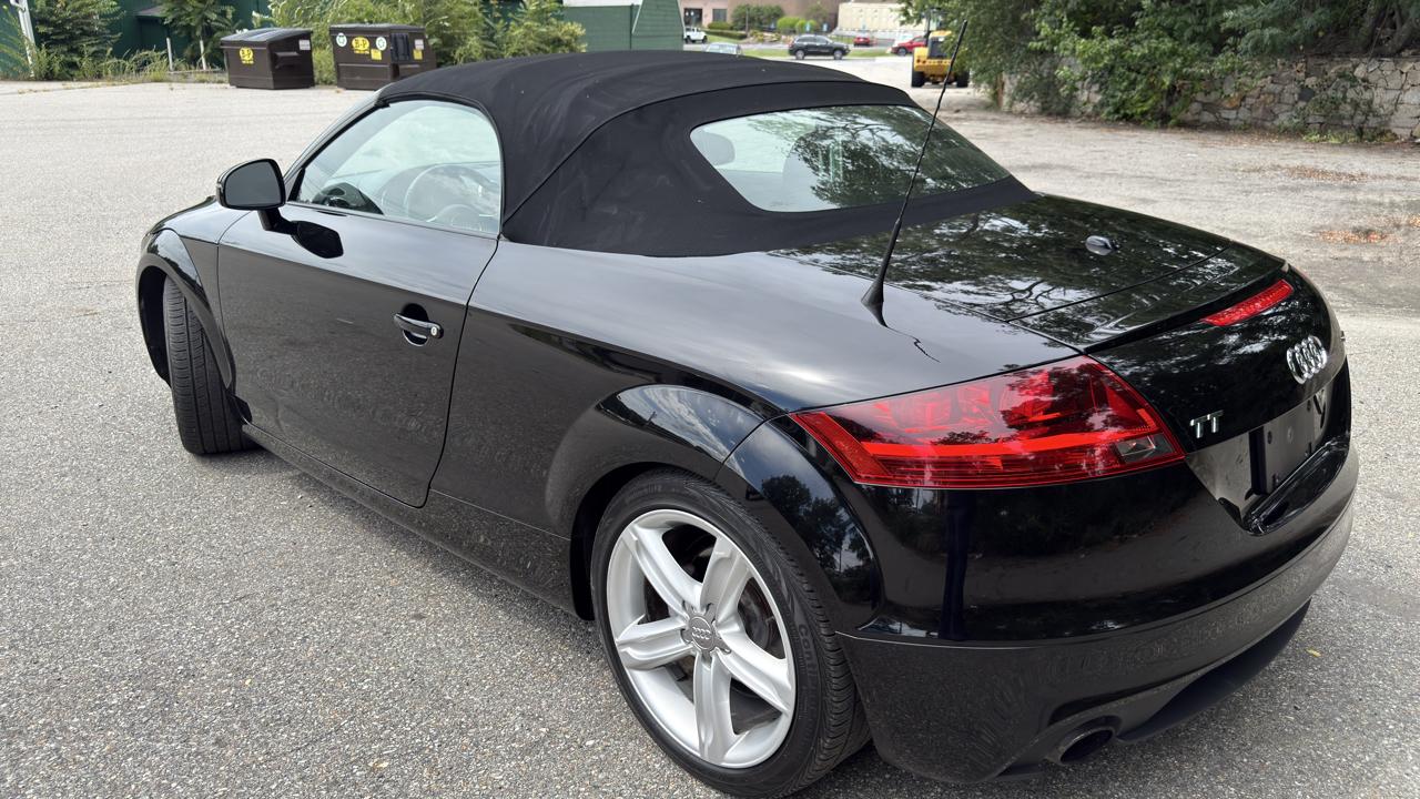 Audi TT 2.0T Roadster quattro S tronic 2012