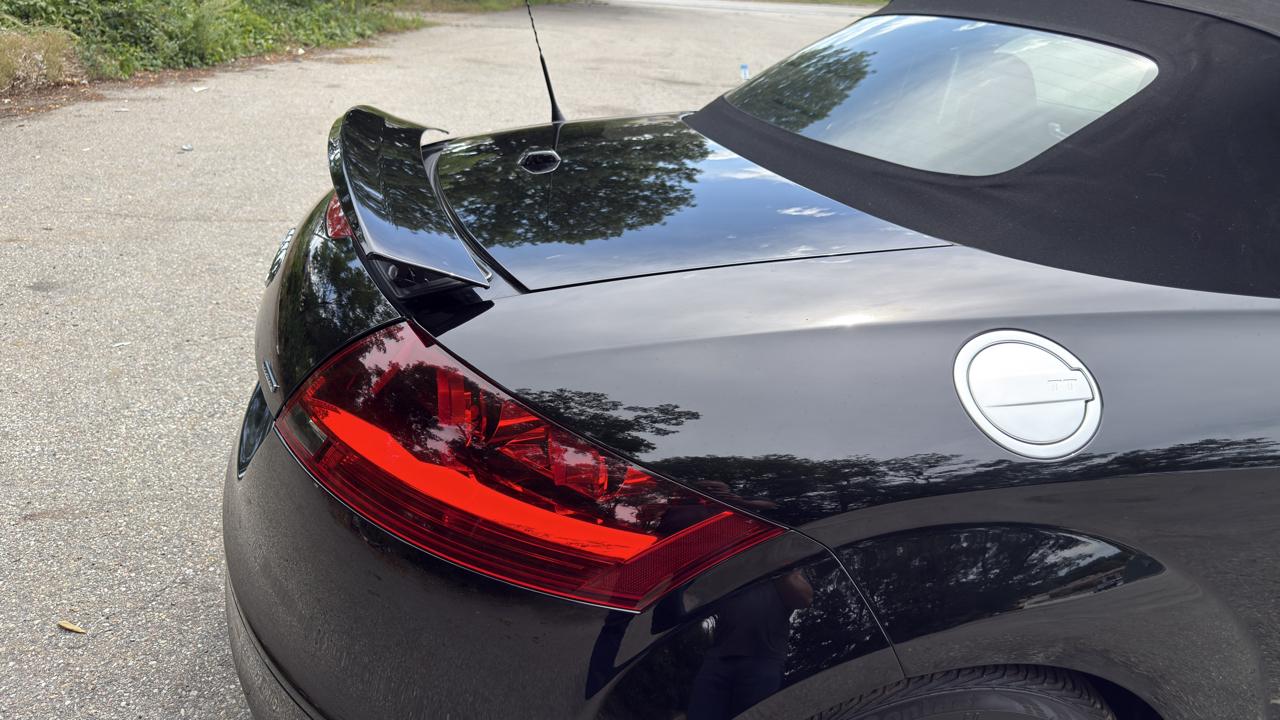 Audi TT 2.0T Roadster quattro S tronic 2012