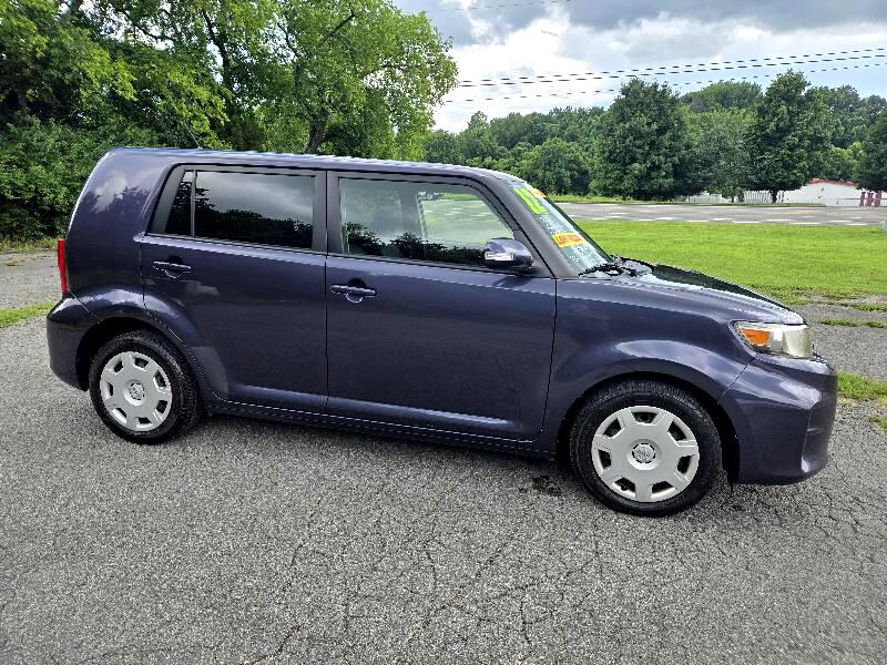 Scion xB Base 4D Wagon 2012 Scion xB Base 4D Wagon 2012