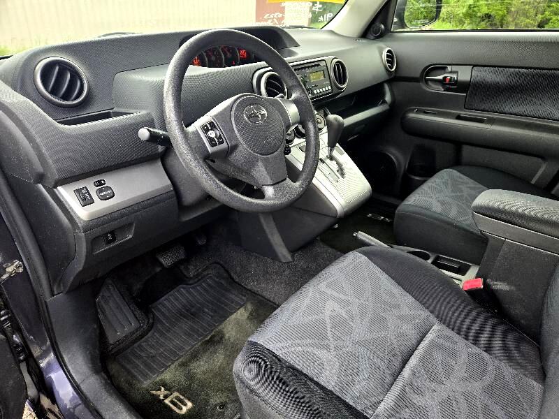 Scion xB Base 4D Wagon 2012 Scion xB Base 4D Wagon 2012