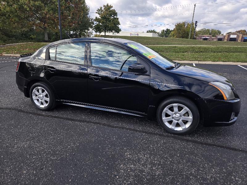 Nissan Sentra 2.0 SR 2010 Nissan Sentra 2.0 SR 2010
