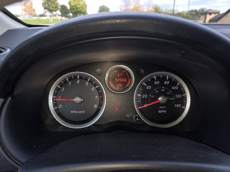 Nissan Sentra 2.0 SR 2010 Nissan Sentra 2.0 SR 2010