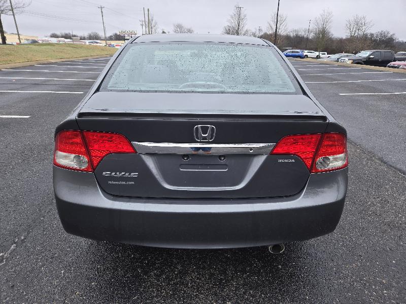 Honda Civic LX-S Sedan 5-Speed AT 2011