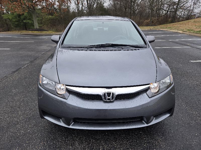 Honda Civic LX-S Sedan 5-Speed AT 2011