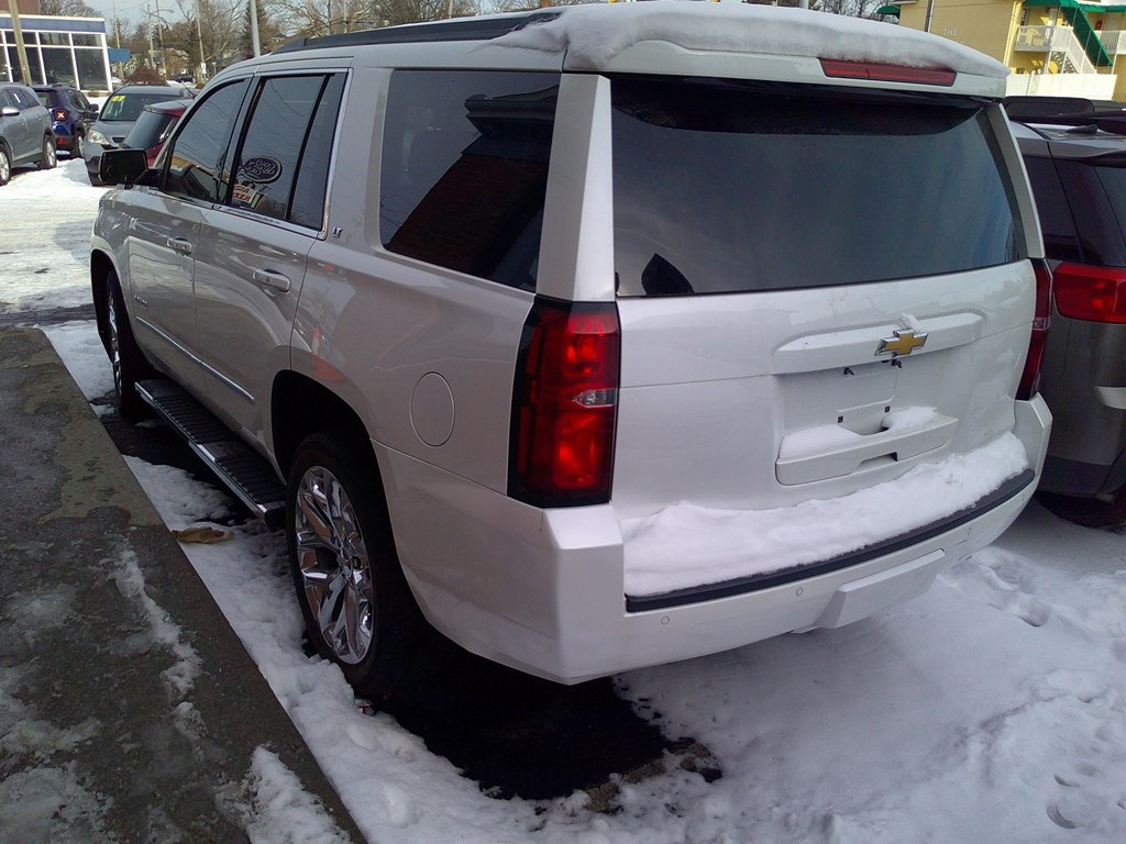 Chevrolet Tahoe 4WD 4dr LT 2016