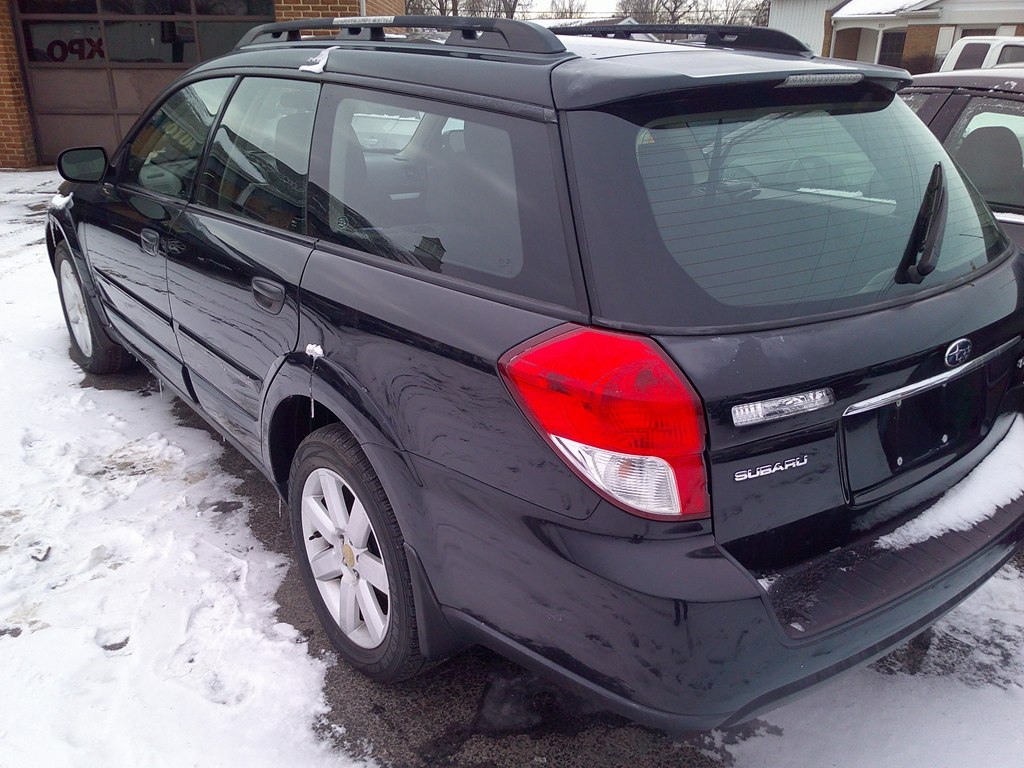 Subaru Outback 4dr H4 Auto 2.5i Special Edtn 2009