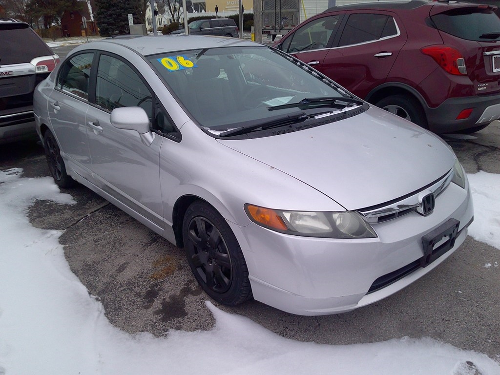 Honda Civic LX AT 2006