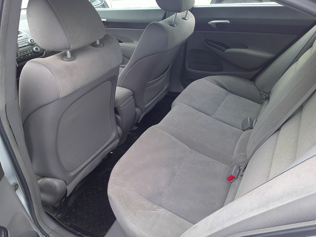 Honda Civic LX AT 2006