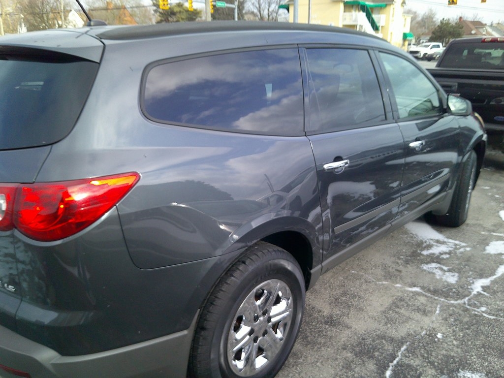 Chevrolet Traverse FWD 4dr LS 2012