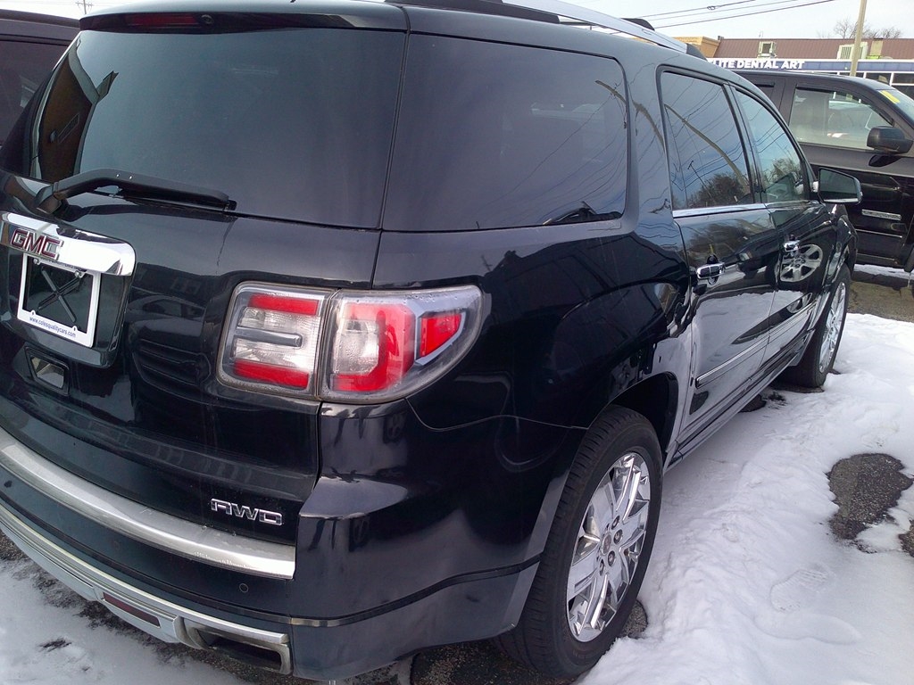 GMC Acadia AWD 4dr Denali 2013