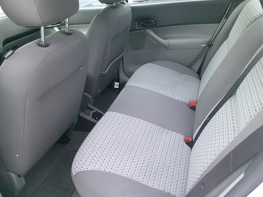 Ford Focus 4dr Sdn SES 2007