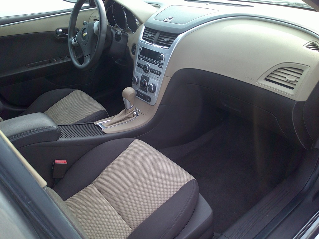 Chevrolet Malibu 4dr Sdn LS w/1LS 2012