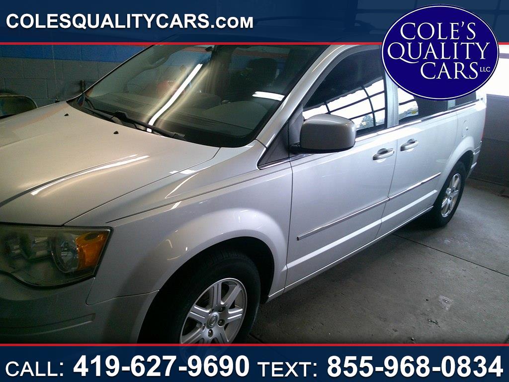 2010 Chrysler Town & Country 4dr Wgn Touring