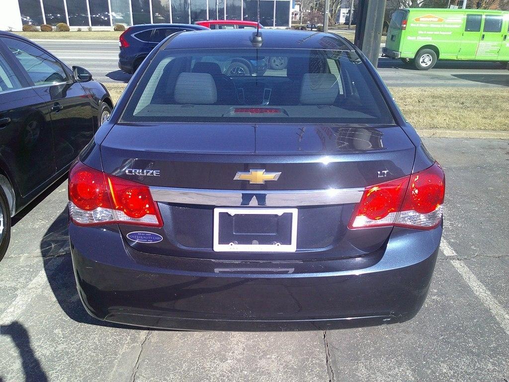 Chevrolet Cruze Limited 4dr Sdn Auto LT w/1LT 2016