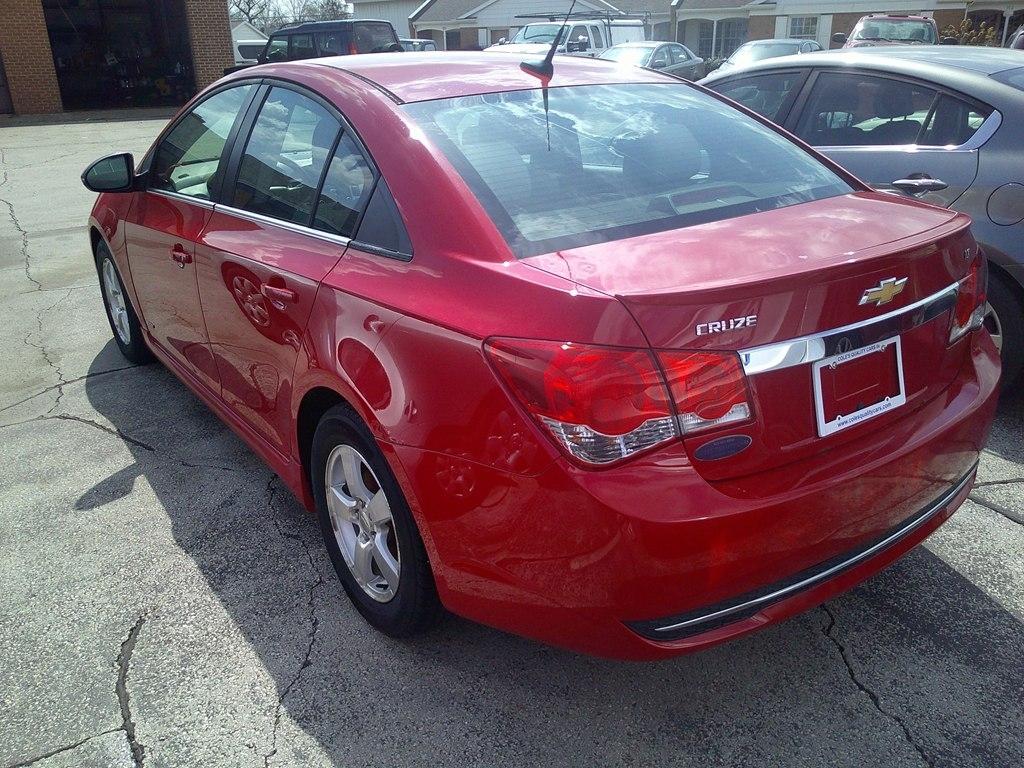 Chevrolet Cruze 4dr Sdn LT w/1LT 2012