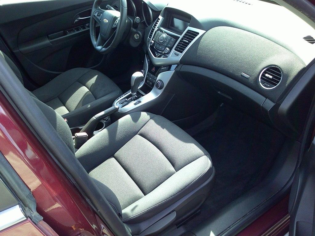 Chevrolet Cruze Limited 4dr Sdn Auto LT w/1LT 2016