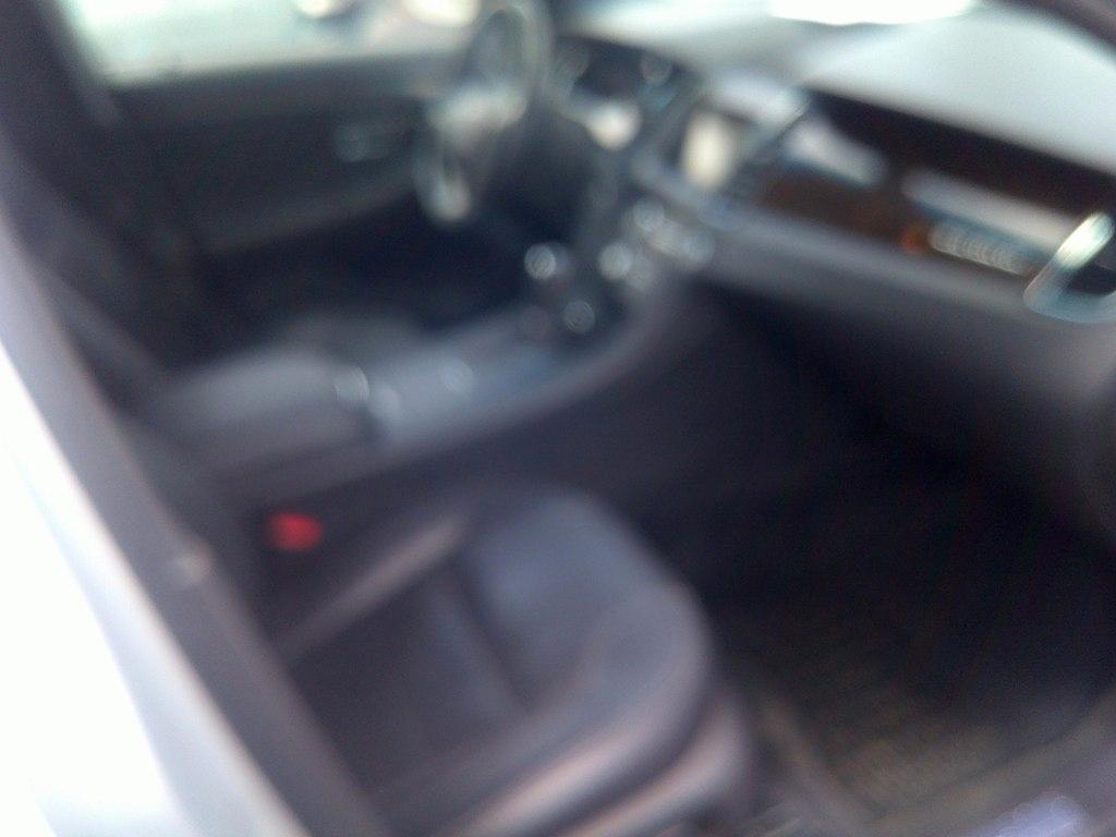 Ford Taurus 4dr Sdn Limited FWD 2014