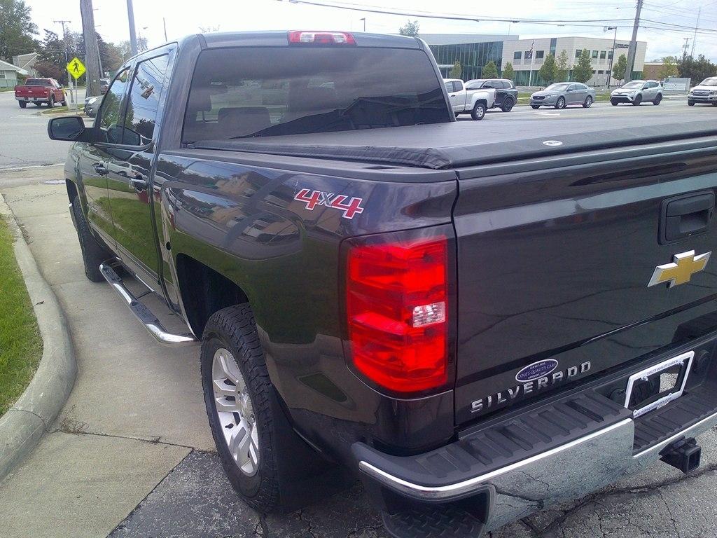 Chevrolet Silverado 1500 4WD Crew Cab 143.5" LT w/1LT 2015