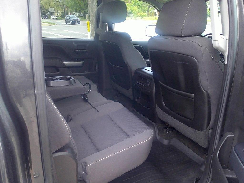 Chevrolet Silverado 1500 4WD Crew Cab 143.5" LT w/1LT 2015