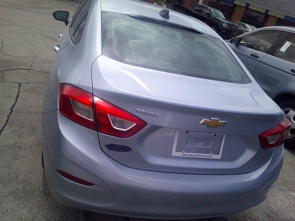 Chevrolet Cruze 4dr Sdn 1.4L LS w/1SB 2018