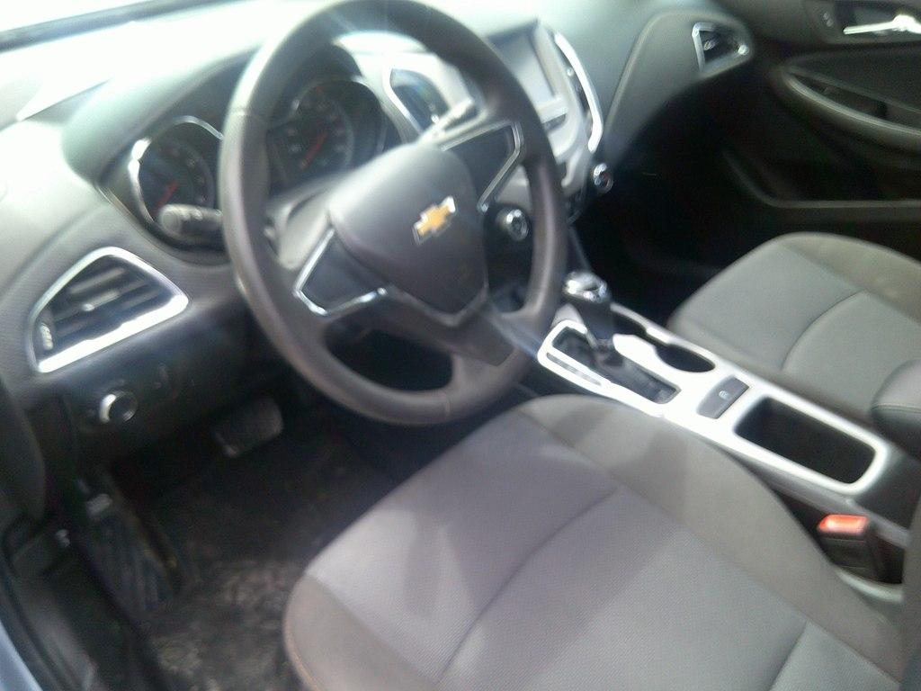 Chevrolet Cruze 4dr Sdn 1.4L LS w/1SB 2018