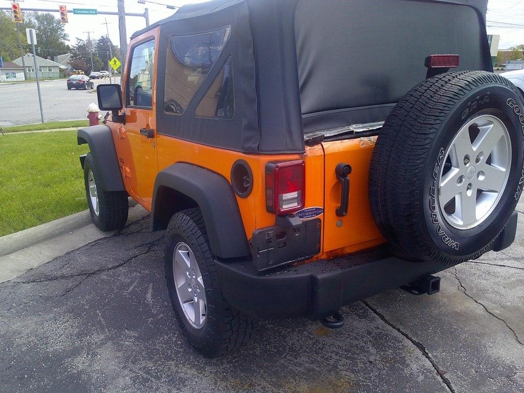 Jeep Wrangler 4WD 2dr Sport 2012