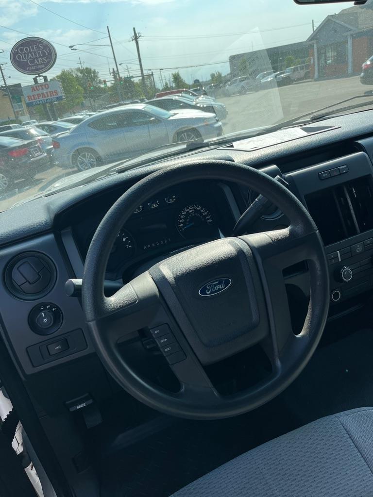 Ford F-150 2WD Reg Cab 126" STX 2014
