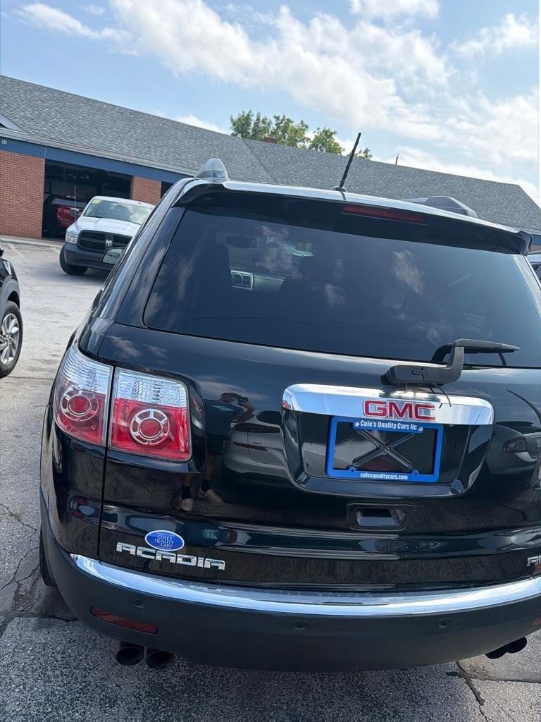 GMC Acadia AWD 4dr SLE 2011