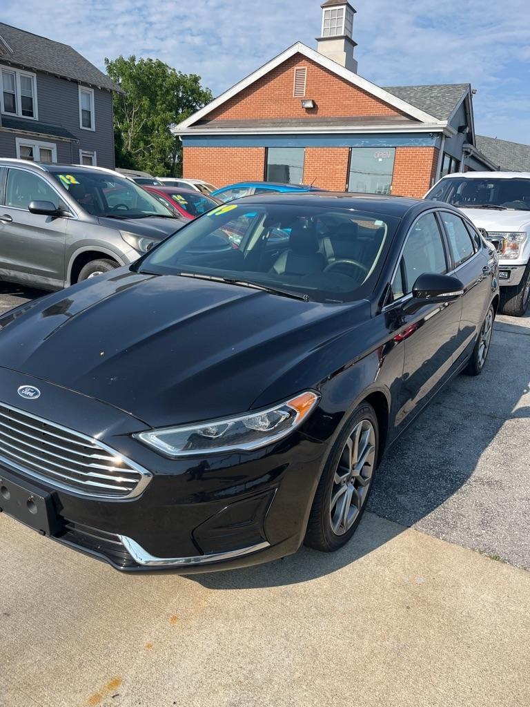 Ford Fusion SEL FWD 2019