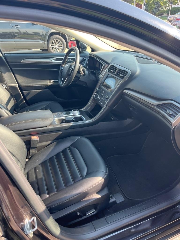 Ford Fusion SEL FWD 2019