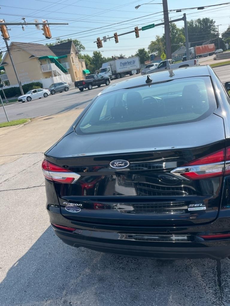 Ford Fusion SEL FWD 2019