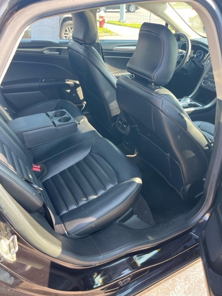 Ford Fusion SEL FWD 2019