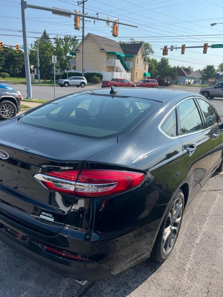 Ford Fusion SEL FWD 2019