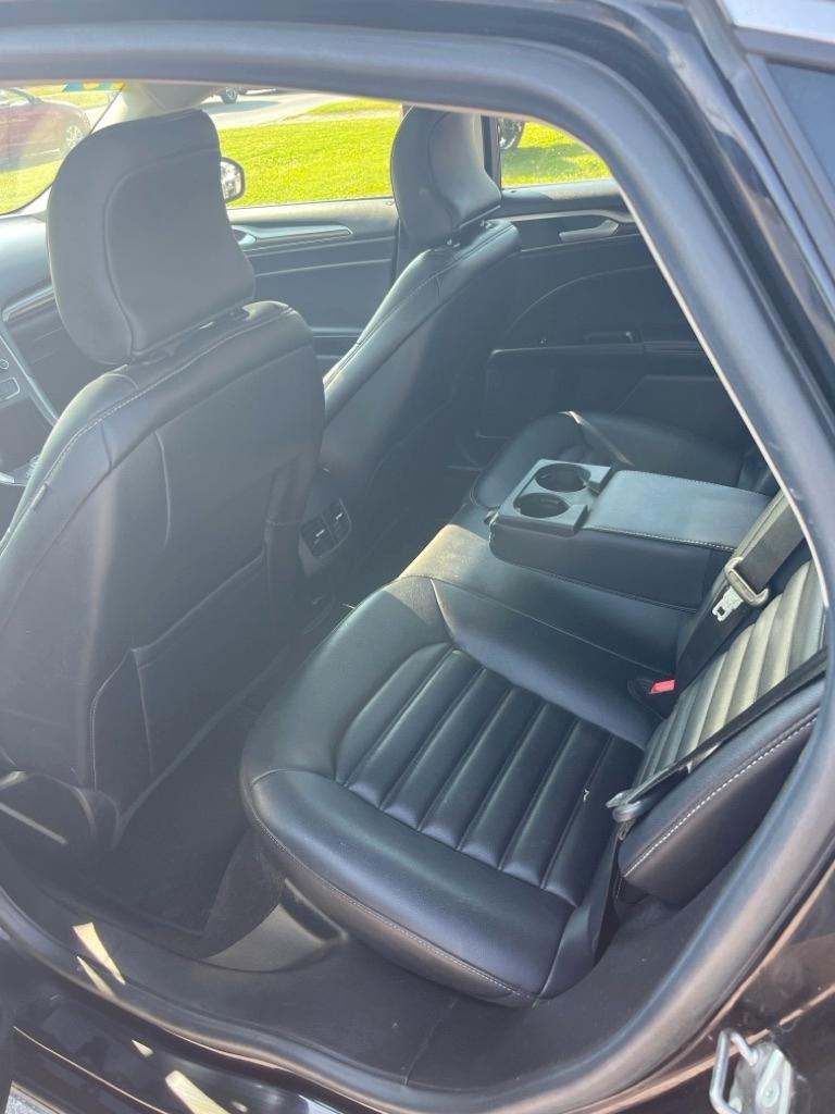 Ford Fusion SEL FWD 2019
