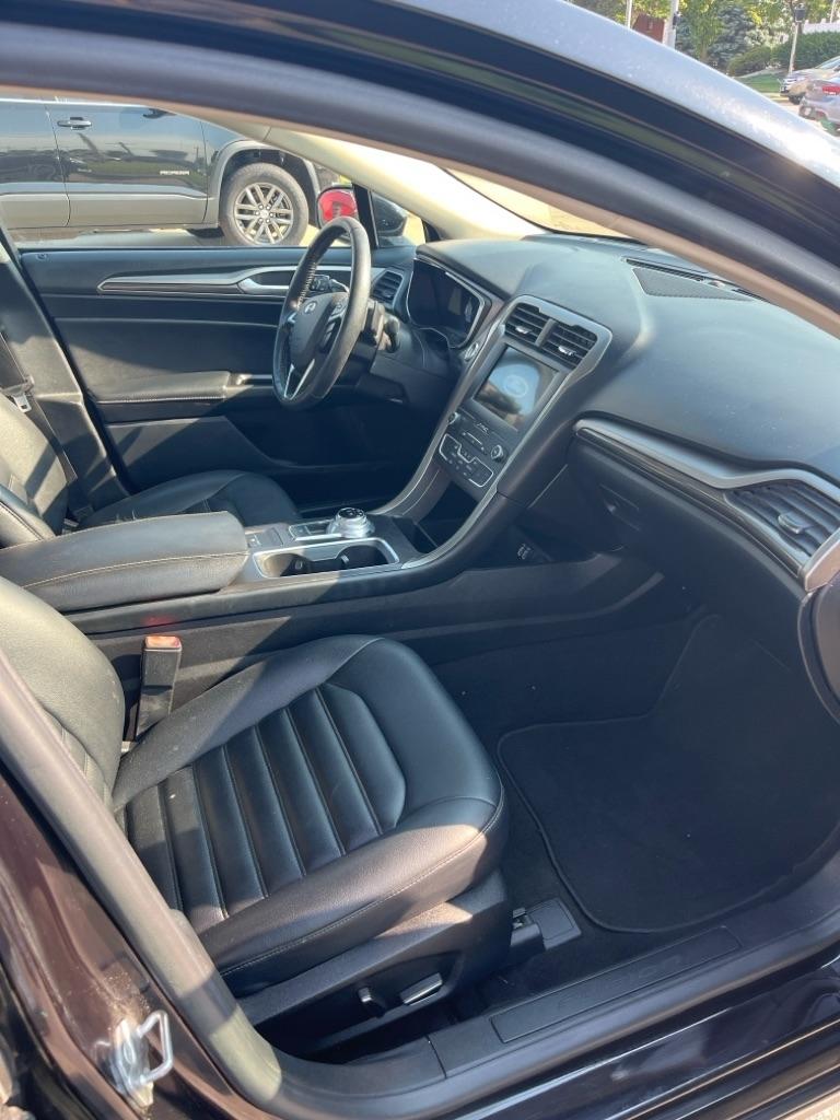 Ford Fusion SEL FWD 2019